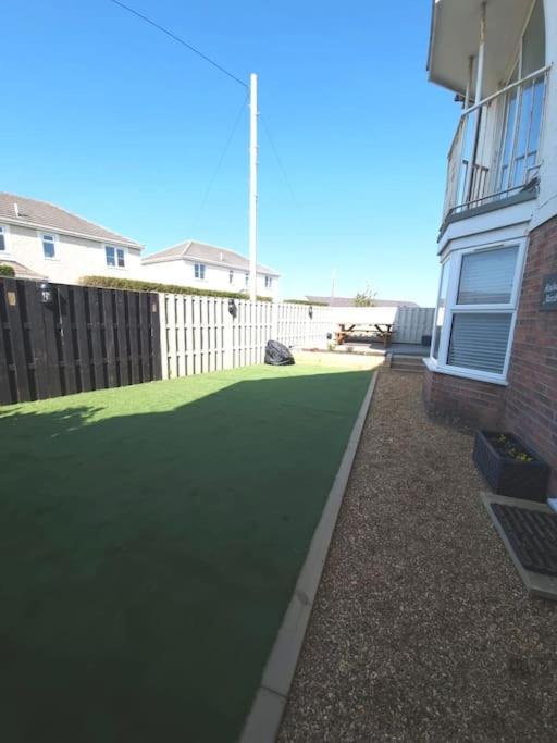 Amazing House, Sleeps 8, Pet Friendly Trearddur