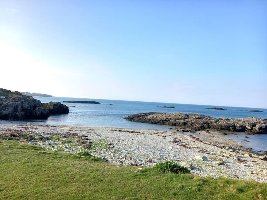 Holiday home Amazing House, Sleeps 8, Pet Friendly *
