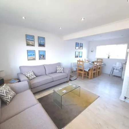 Amazing Beach House, Sleeps 8, Pet Friendly Trearddur Exterior foto